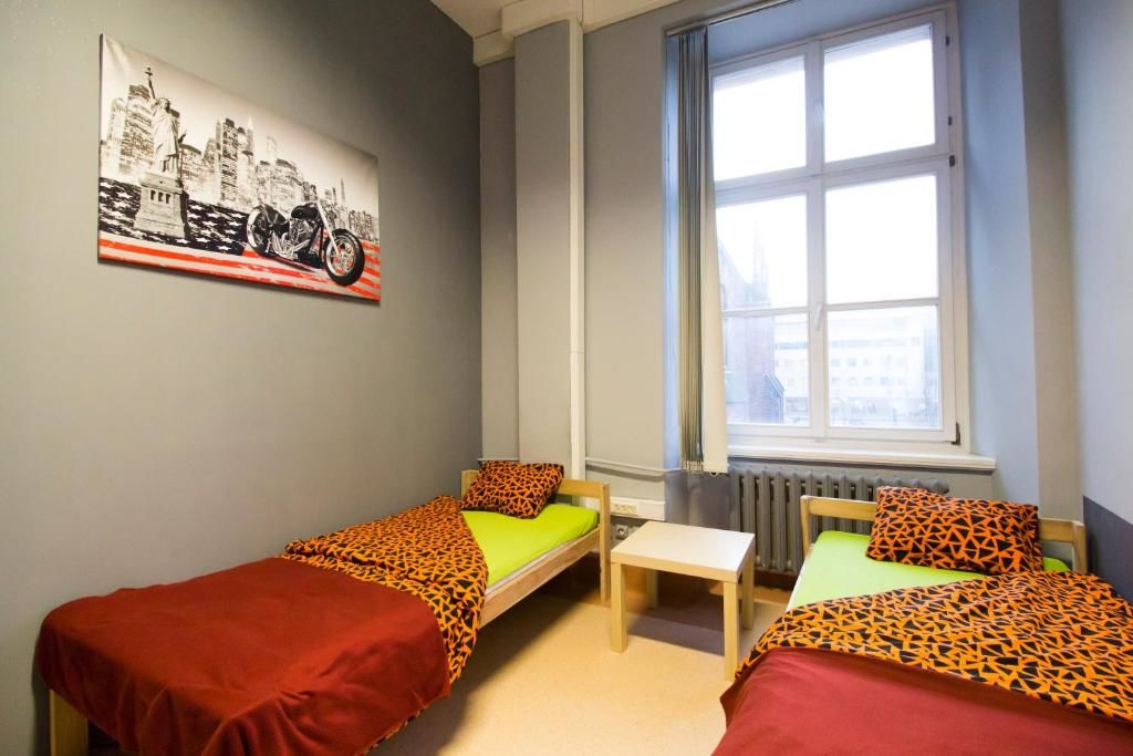 Хостелы ONE LUCKY HOSTEL - Rynek - Pokoje prywatne Вроцлав-196