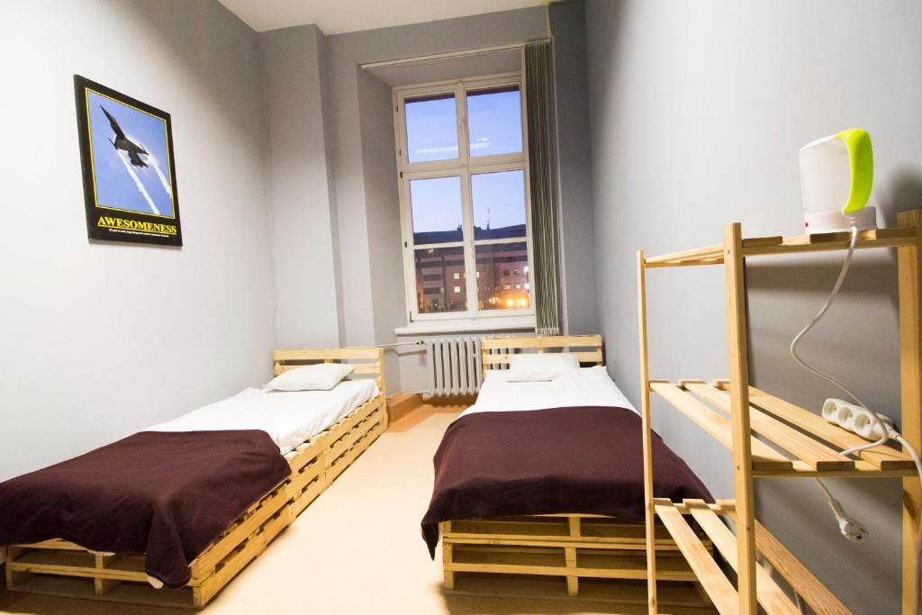 Хостелы ONE LUCKY HOSTEL - Rynek - Pokoje prywatne Вроцлав-197