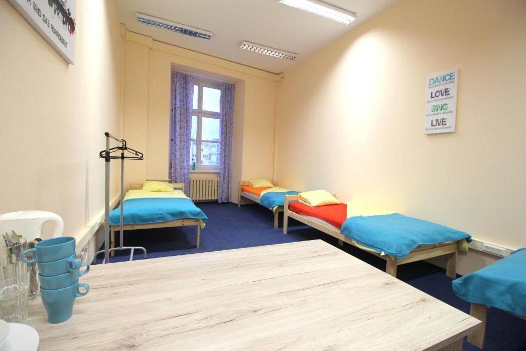 Хостелы ONE LUCKY HOSTEL - Rynek - Pokoje prywatne Вроцлав-50