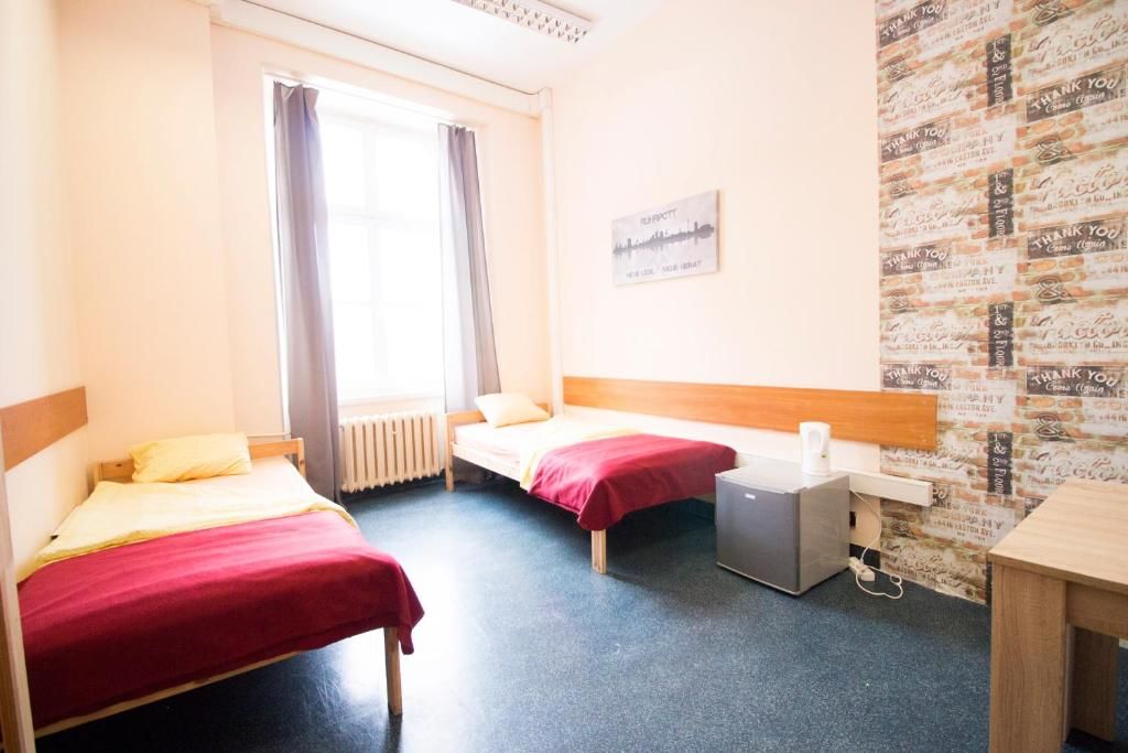 Хостелы ONE LUCKY HOSTEL - Rynek - Pokoje prywatne Вроцлав-94