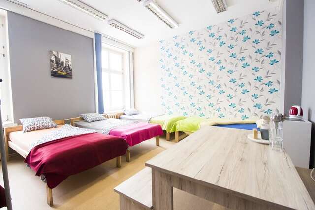 Хостелы ONE LUCKY HOSTEL - Rynek - Pokoje prywatne Вроцлав-12