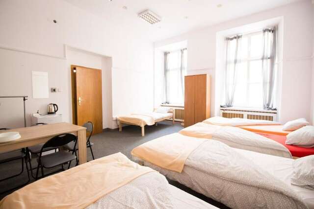 Хостелы ONE LUCKY HOSTEL - Rynek - Pokoje prywatne Вроцлав-173