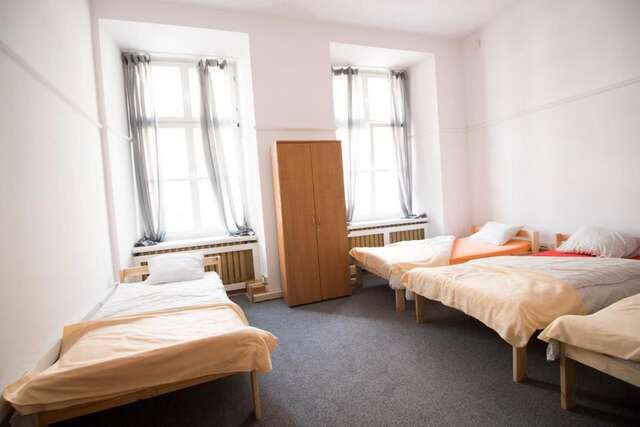 Хостелы ONE LUCKY HOSTEL - Rynek - Pokoje prywatne Вроцлав-175